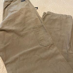 Mens Columbia Tan Cargo pants.  Size 32/32